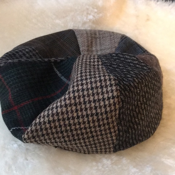 Hat - Picture 4 of 5